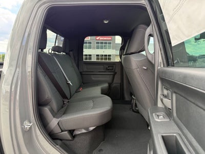 2026 RAM Ram 2500 RAM 2500 BLACK EXPRESS CREW CAB 4X4 6'4' BOX