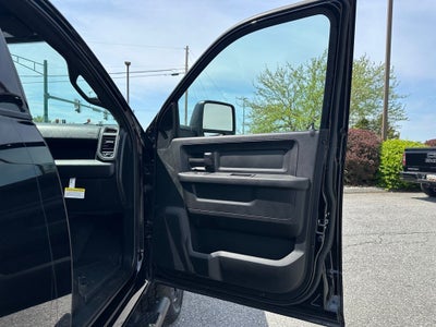 2026 RAM Ram 2500 RAM 2500 BLACK EXPRESS CREW CAB 4X4 6'4' BOX