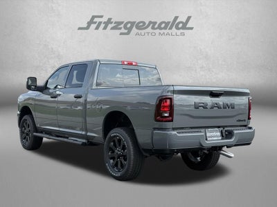 2026 RAM Ram 2500 RAM 2500 BLACK EXPRESS CREW CAB 4X4 6'4' BOX