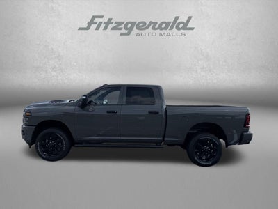 2026 RAM Ram 2500 RAM 2500 BLACK EXPRESS CREW CAB 4X4 6'4' BOX