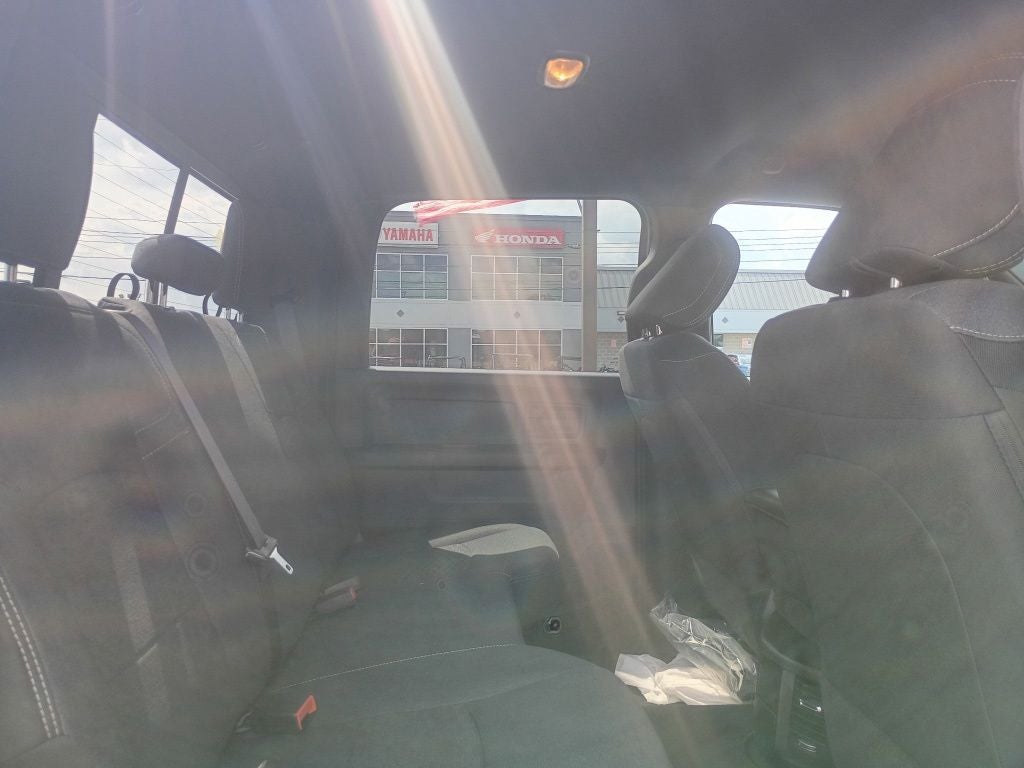 2026 RAM Ram 2500 RAM 2500 BLACK EXPRESS CREW CAB 4X4 6'4' BOX