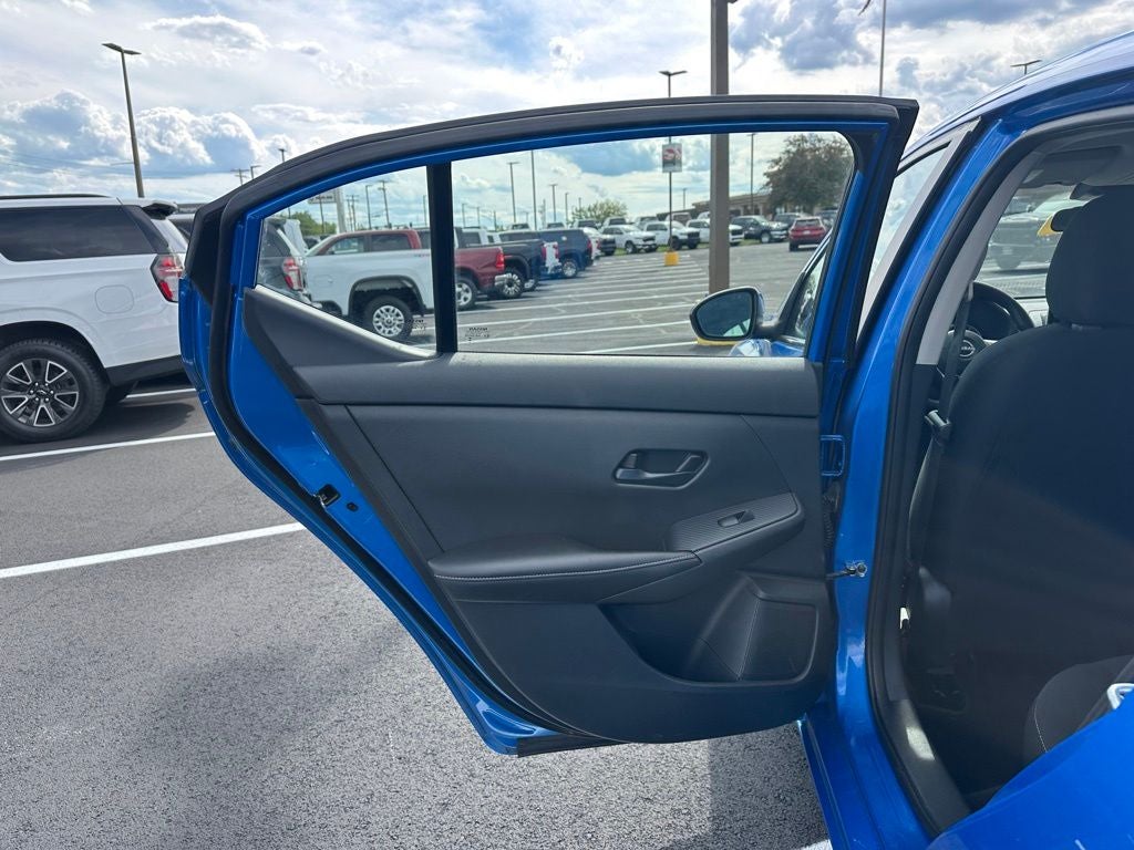 2024 Nissan Sentra SV Xtronic CVT