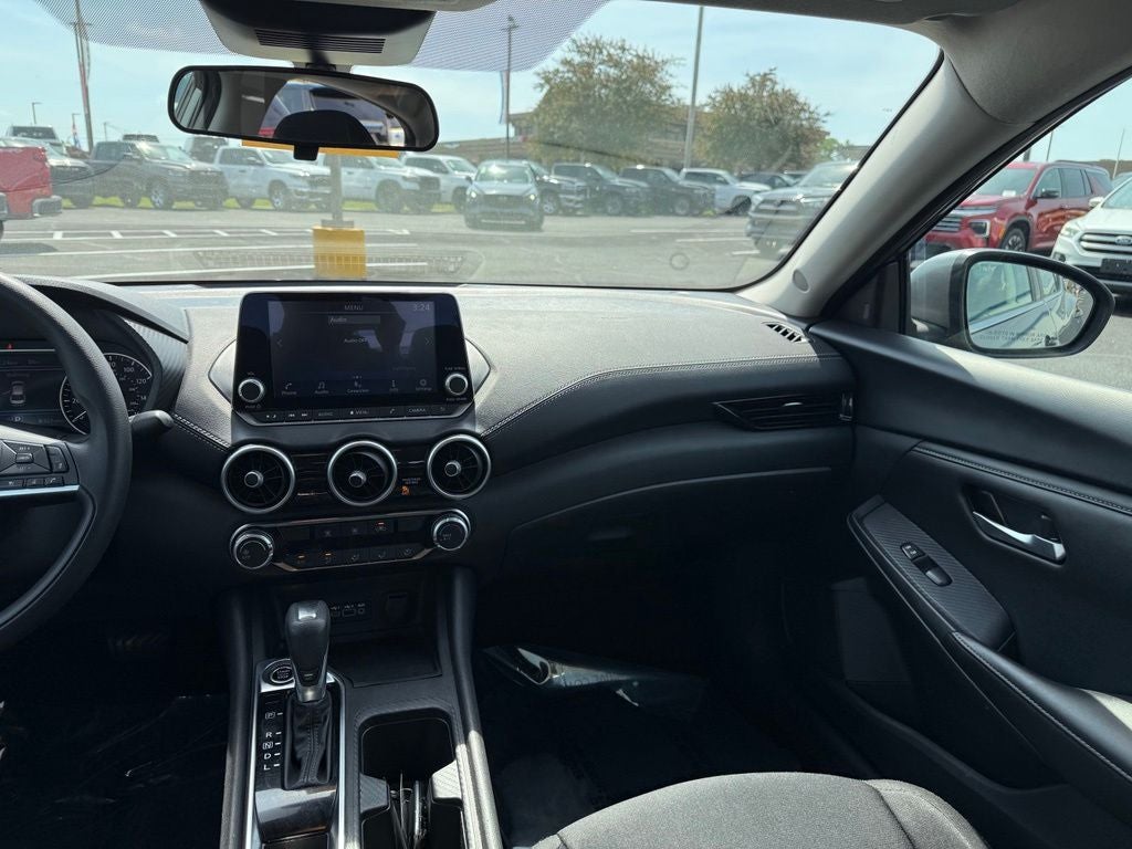 2024 Nissan Sentra SV Xtronic CVT