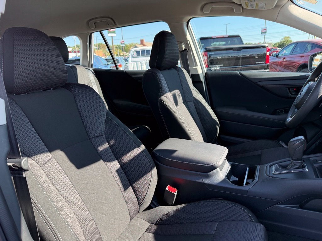 2025 Subaru Outback 2.5i
