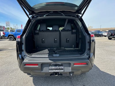 2025 Nissan Pathfinder Rock Creek 4WD