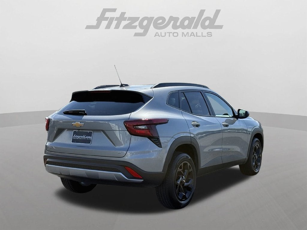 2025 Chevrolet Trax FWD LT