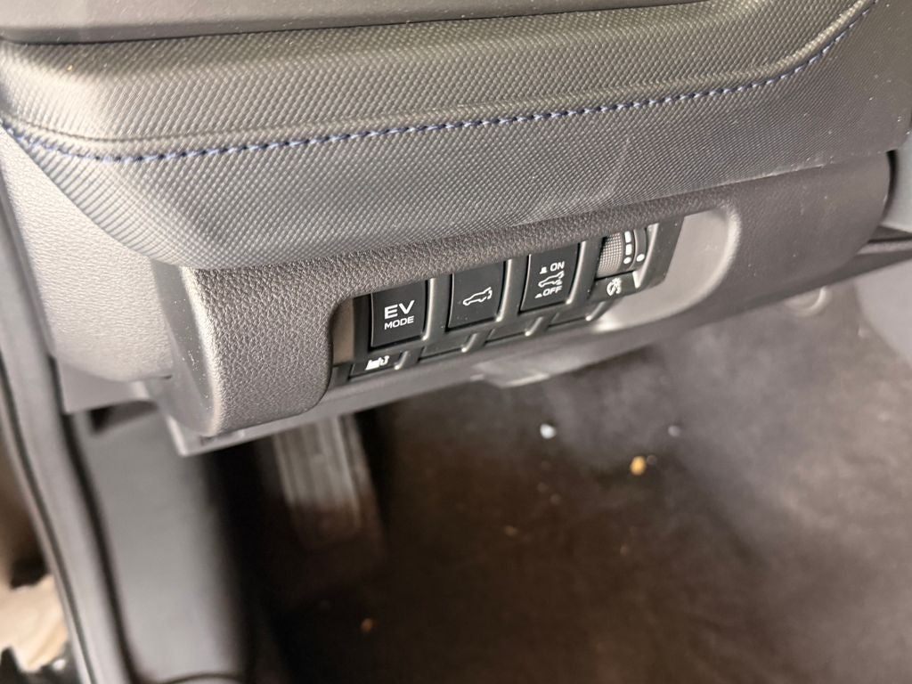 2026 Subaru FORESTER Limited Hybrid