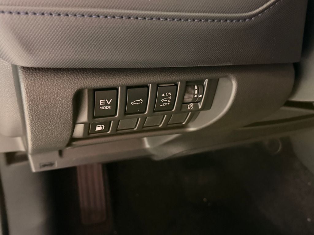 2026 Subaru FORESTER Limited Hybrid