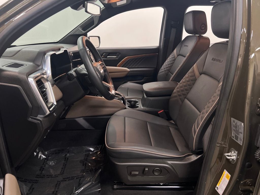 2025 GMC Canyon Denali