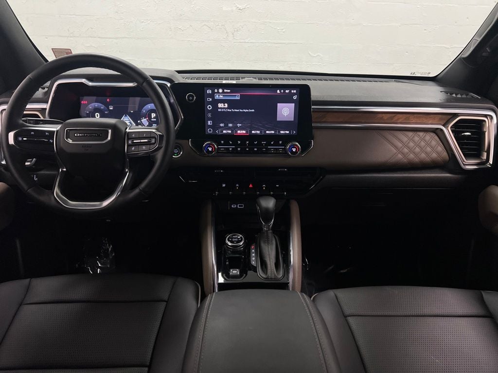 2025 GMC Canyon Denali