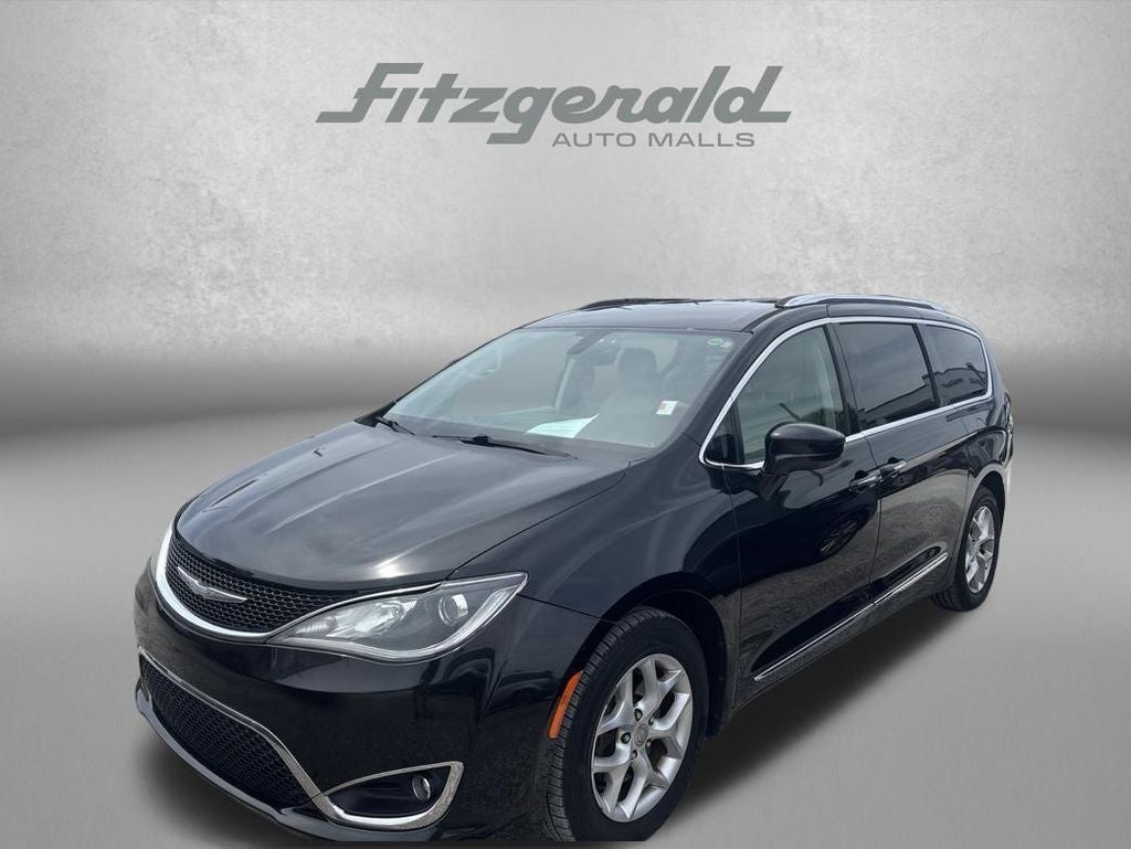 2017 Chrysler Pacifica Touring L Plus