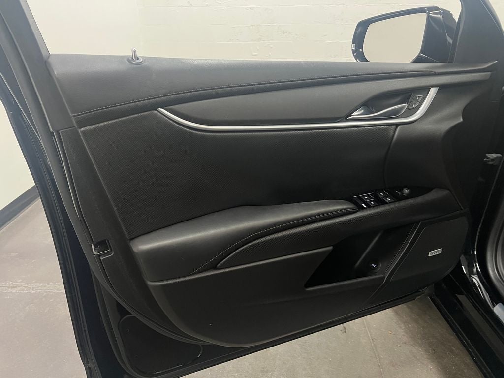 2015 Cadillac XTS Standard