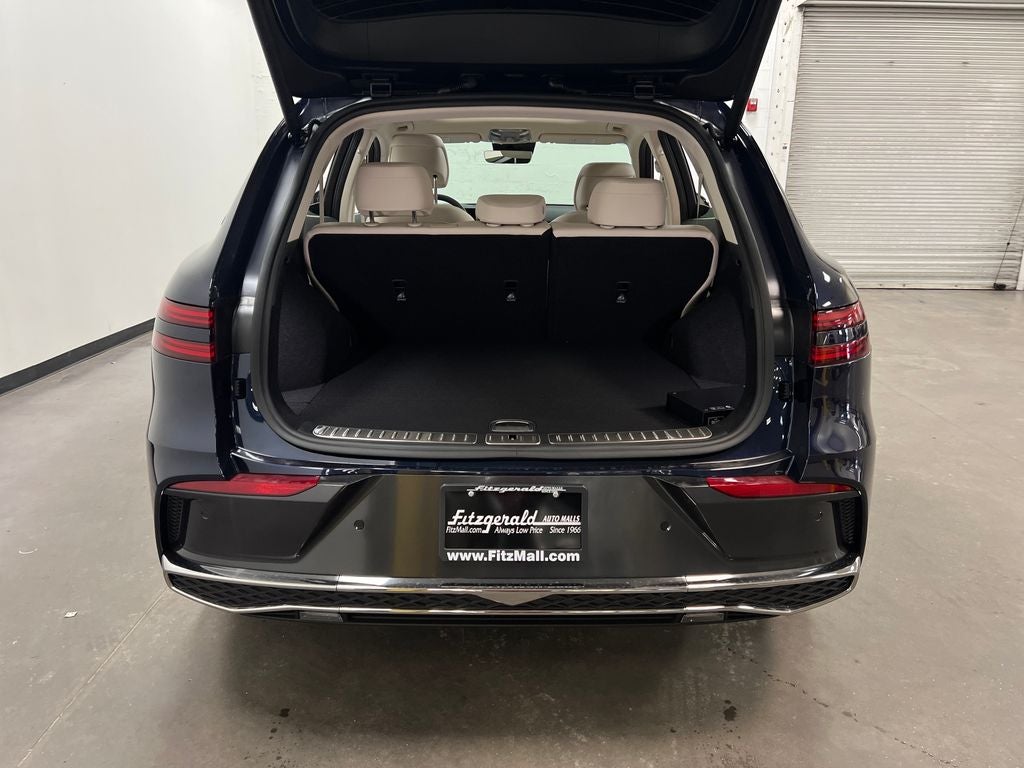 2026 Genesis GV70 2.5T Select