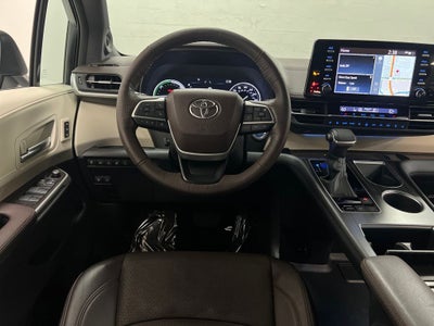 2022 Toyota Sienna Platinum 7 Passenger