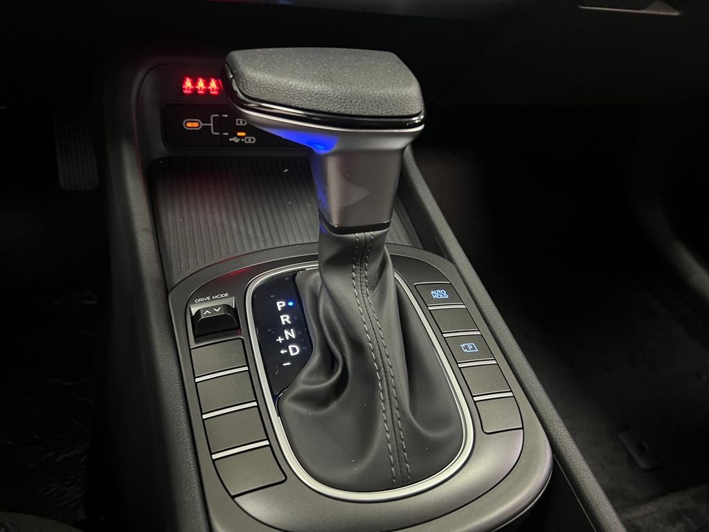 2027 Hyundai Kona SE