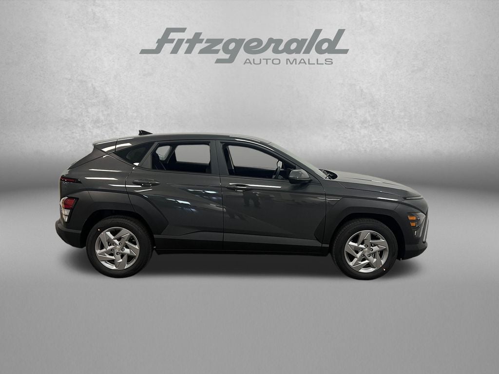2027 Hyundai Kona SE