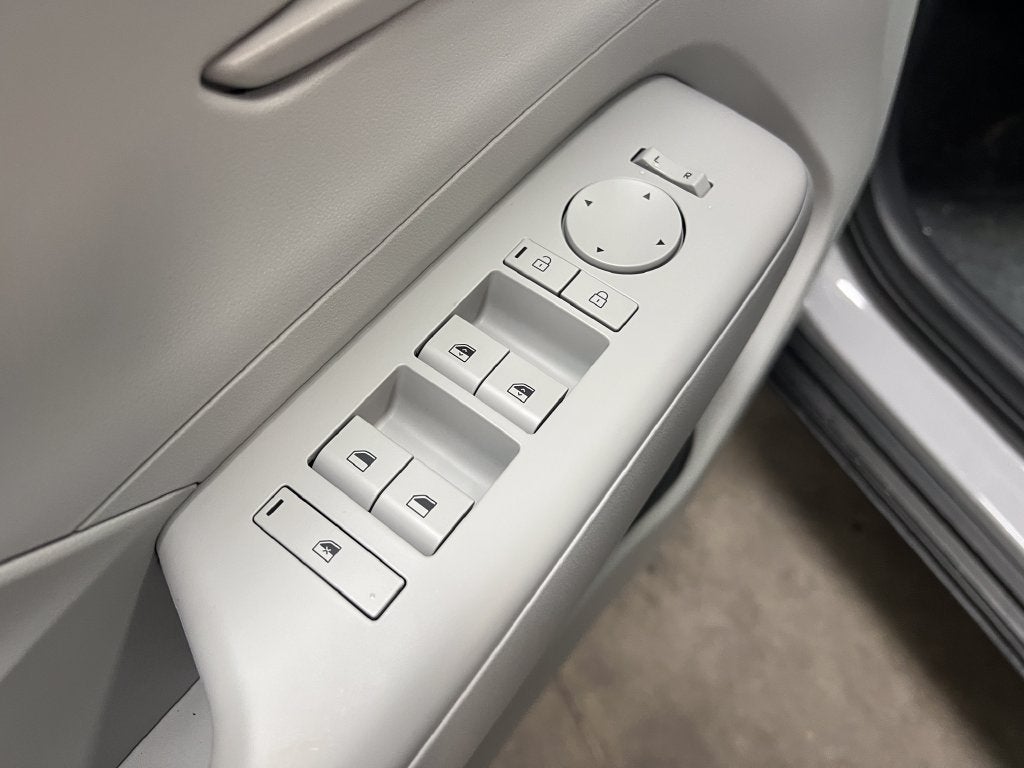 2027 Hyundai Kona SEL Sport