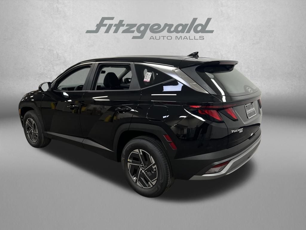 2026 Hyundai Tucson Hybrid Blue SE