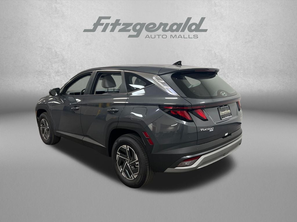 2026 Hyundai Tucson Hybrid Blue SE