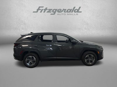 2026 Hyundai Tucson Hybrid Blue SE