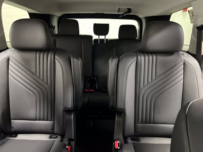2027 Hyundai Palisade Hybrid Blue SEL Premium 7 Passenger