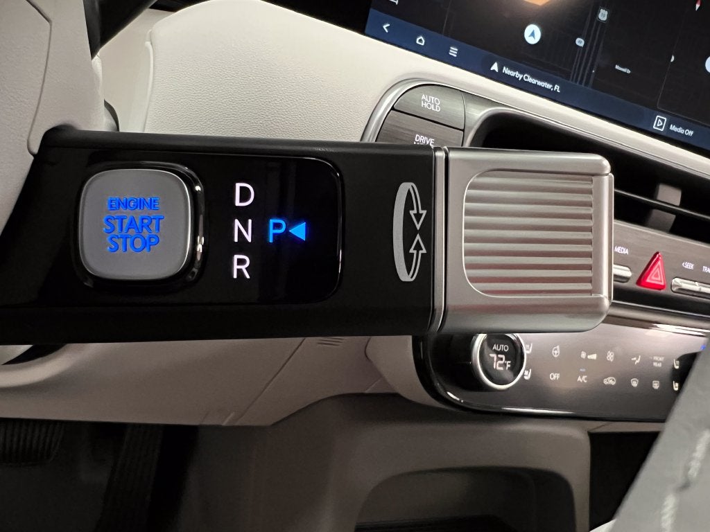 2027 Hyundai Palisade SEL Premium 7 Passenger