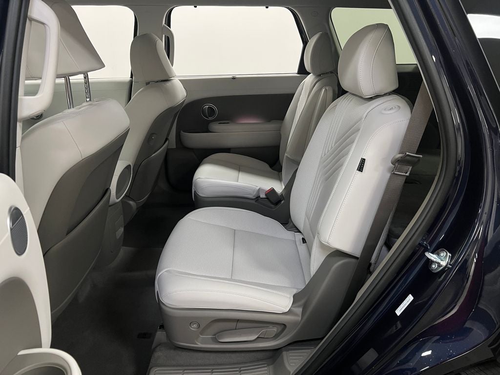 2027 Hyundai Palisade SEL Premium 7 Passenger
