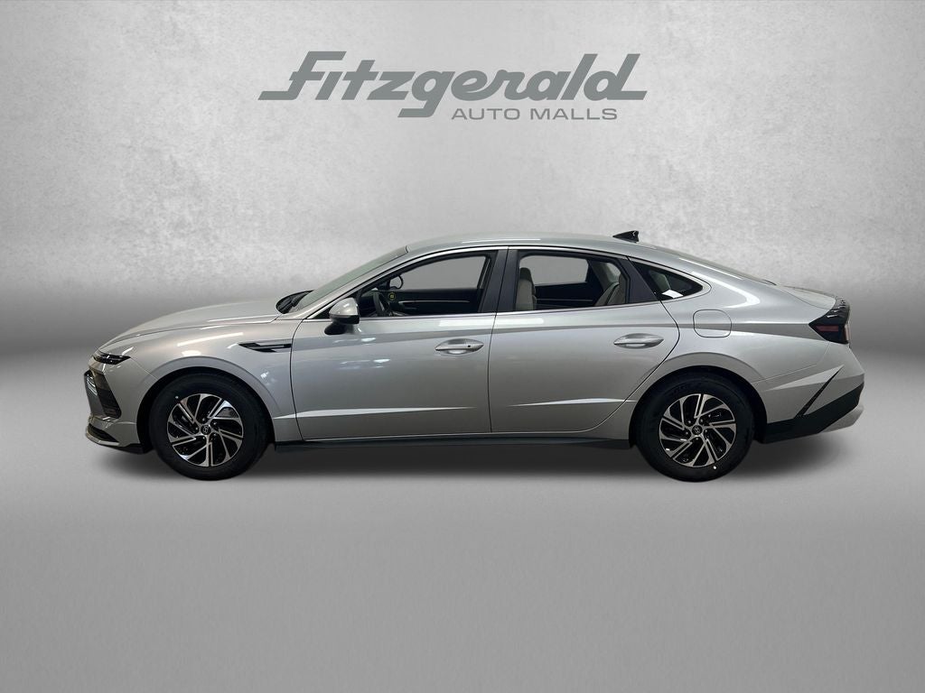 2026 Hyundai Sonata Hybrid Blue