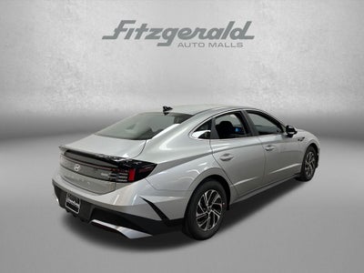 2026 Hyundai Sonata Hybrid Blue