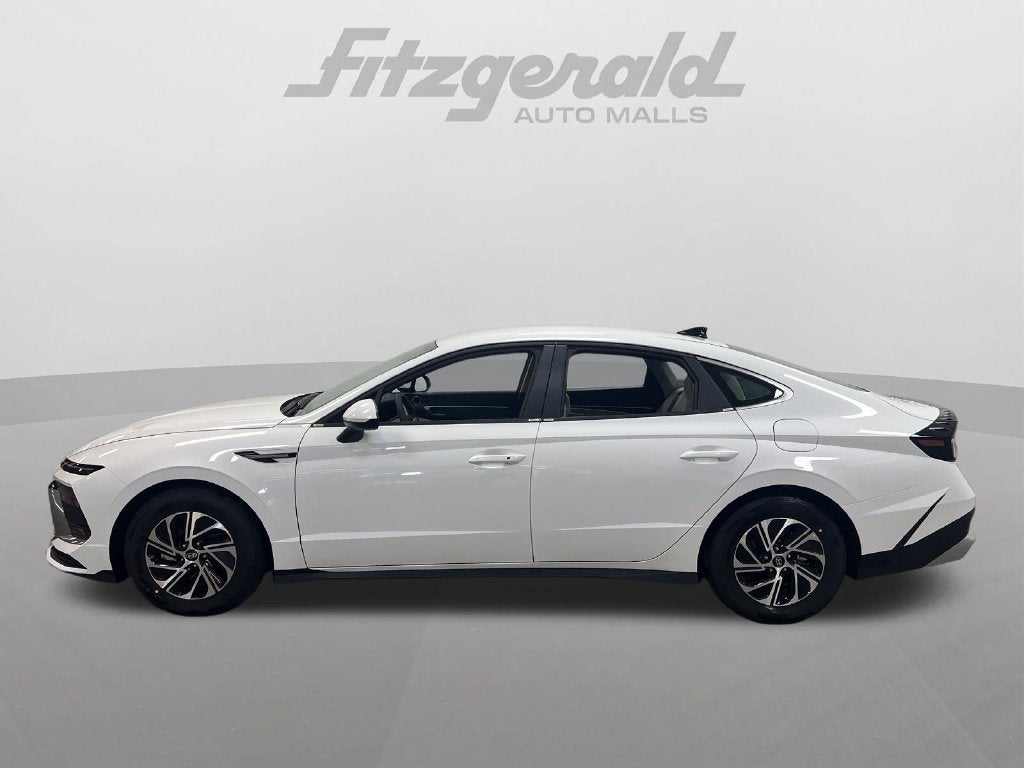 2026 Hyundai Sonata Hybrid Blue