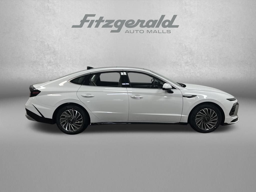 2026 Hyundai Sonata Hybrid SEL