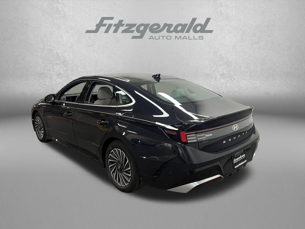 2026 Hyundai Sonata Hybrid Limited