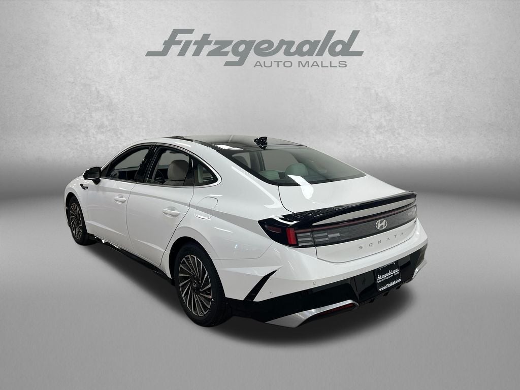 2026 Hyundai Sonata Hybrid Limited