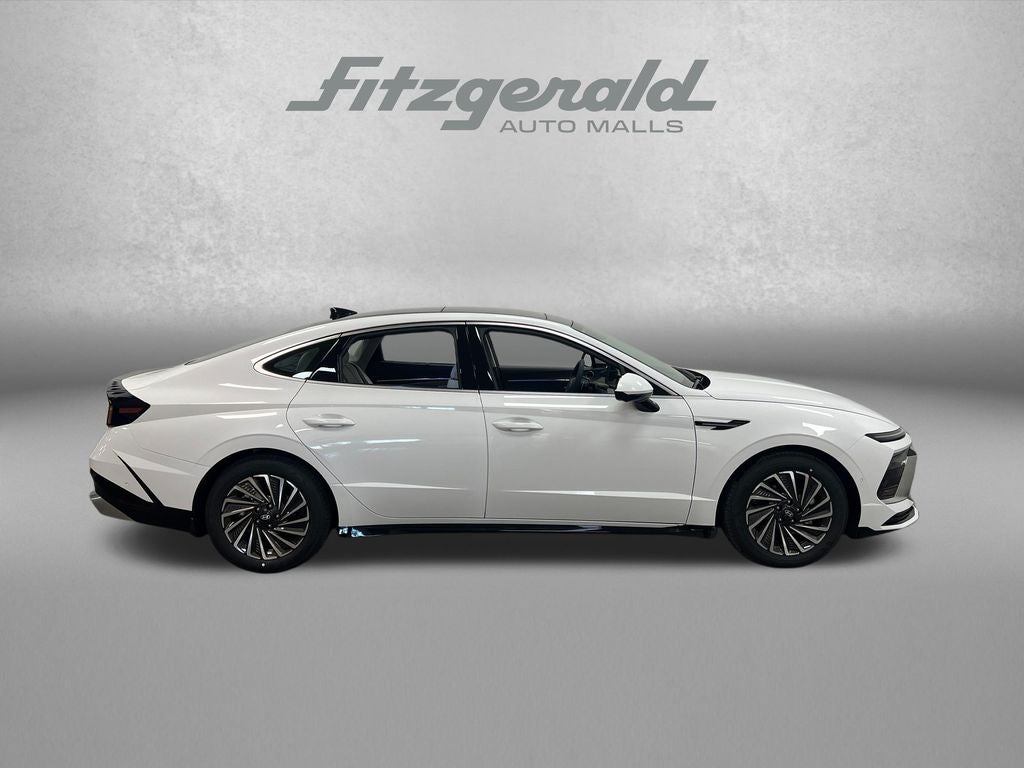 2026 Hyundai Sonata Hybrid Limited