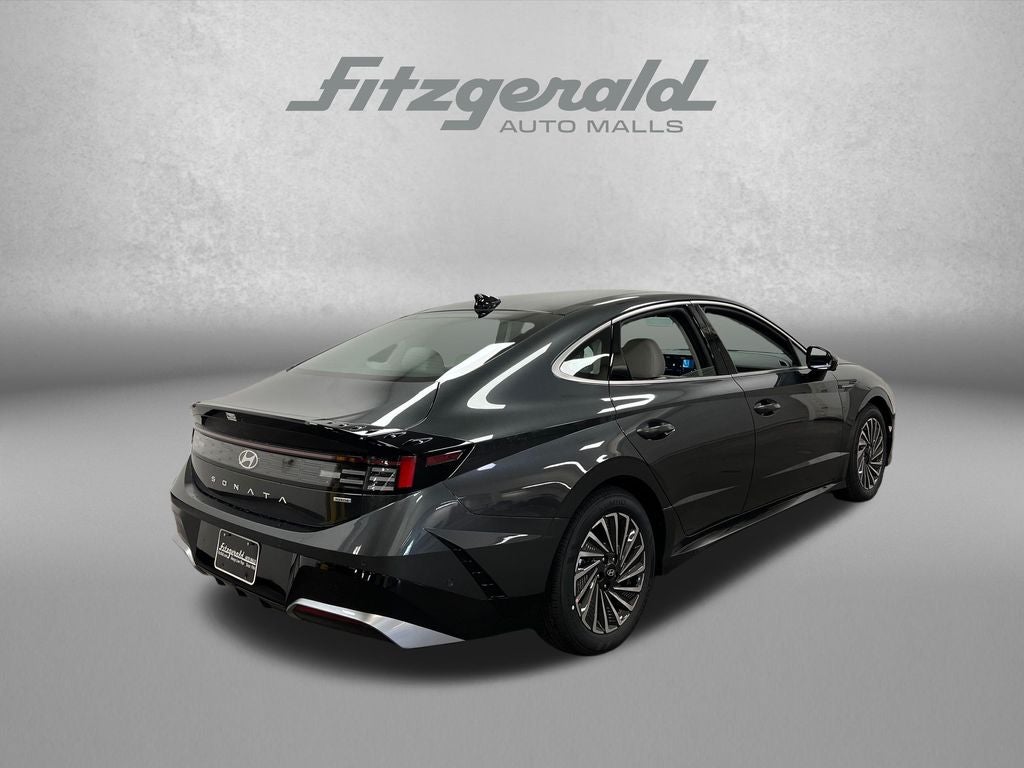 2026 Hyundai Sonata Hybrid Limited