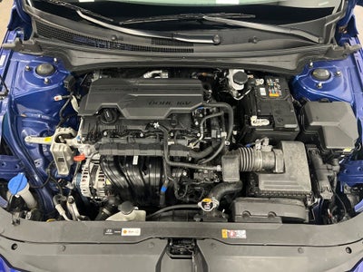 2024 Hyundai Elantra SE