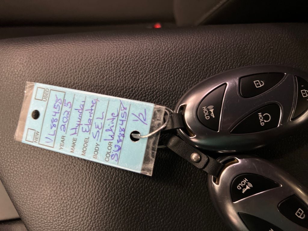 2025 Hyundai Elantra SEL Sport