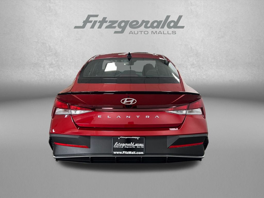 2025 Hyundai Elantra SEL Sport