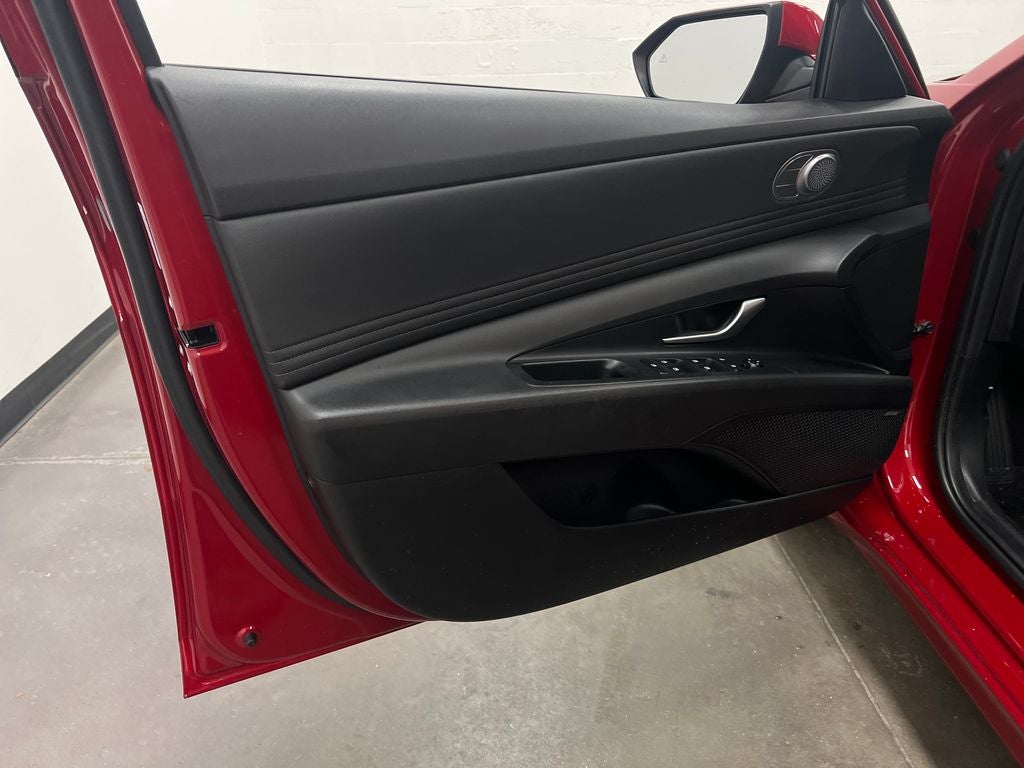 2023 Hyundai Elantra Hybrid Limited