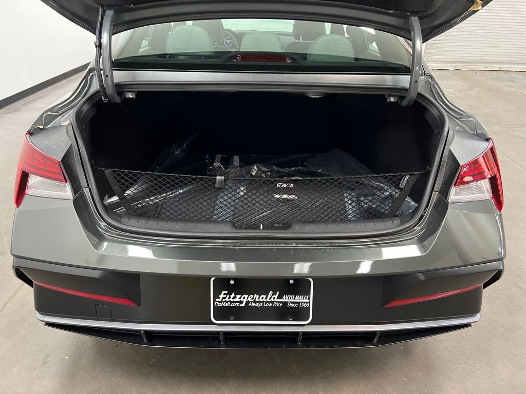 2026 Hyundai Elantra Hybrid Limited