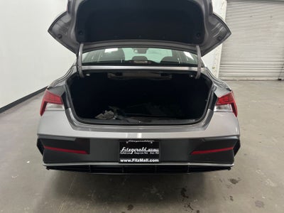 2025 Hyundai Elantra SEL Convenience