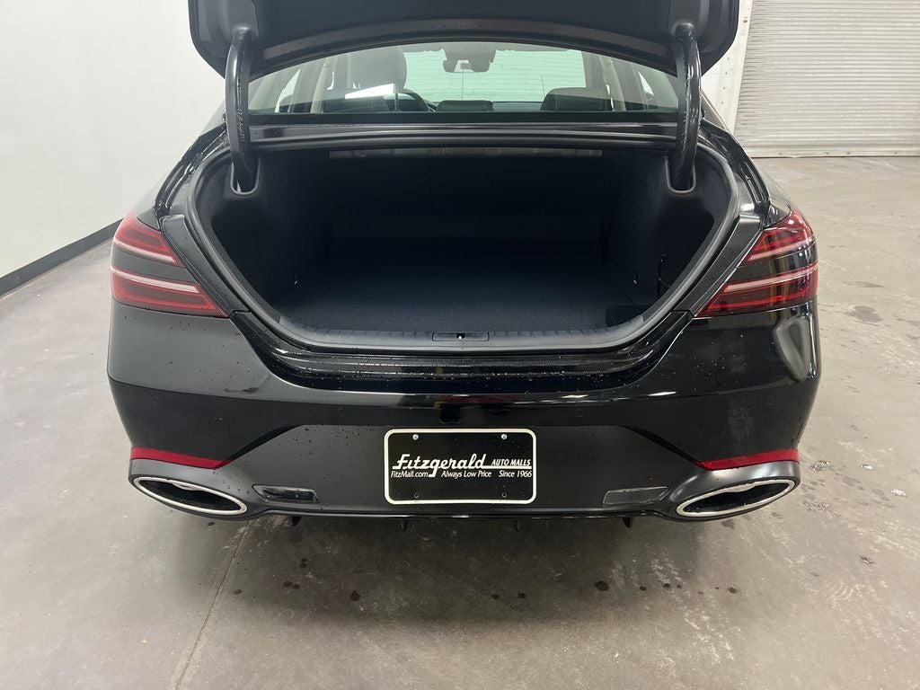2026 Genesis G70 2.5T Prestige