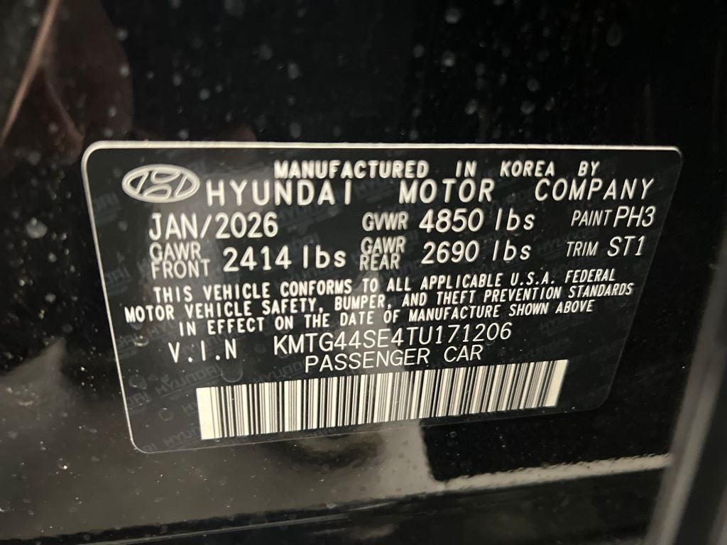 2026 Genesis G70 3.3T Sport Prestige