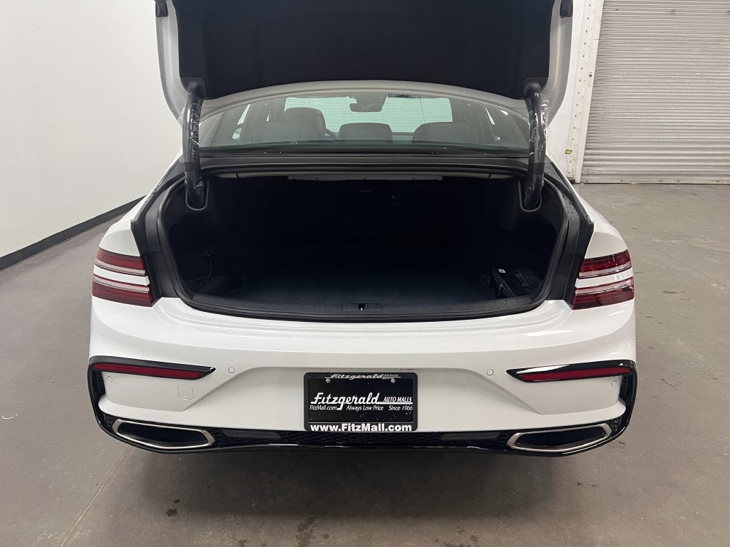 2027 Genesis G80 2.5T Sport Prestige