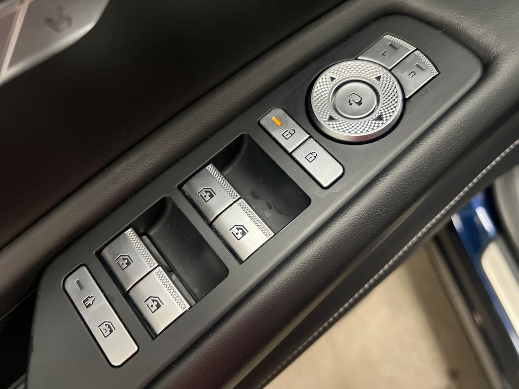 2025 Genesis GV80 2.5T