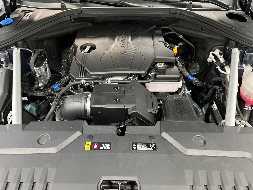 2023 Genesis GV70 2.5T