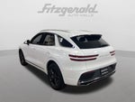 2027 Genesis GV70 2.5T Select