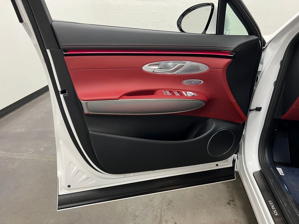 2027 Genesis GV70 2.5T Sport Prestige