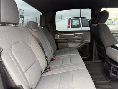 2022 RAM 1500 Big Horn Crew Cab 4x4 5'7" Box