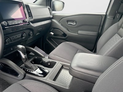 2023 Nissan Frontier Crew Cab SV 4x2